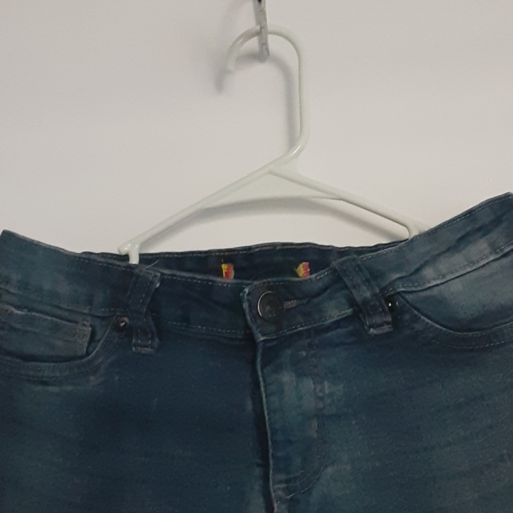 Jeans - Picture 2 of 4